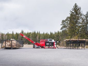 Avantajele în operare a unei linii de despicat lemn de foc